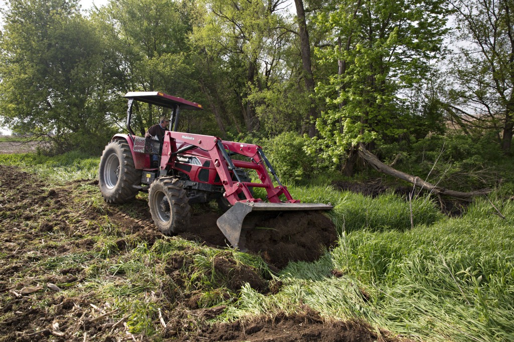 download Fiat Tractor 5560 tractor workshop manual