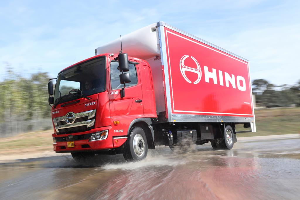 download Hino FD Series workshop manual