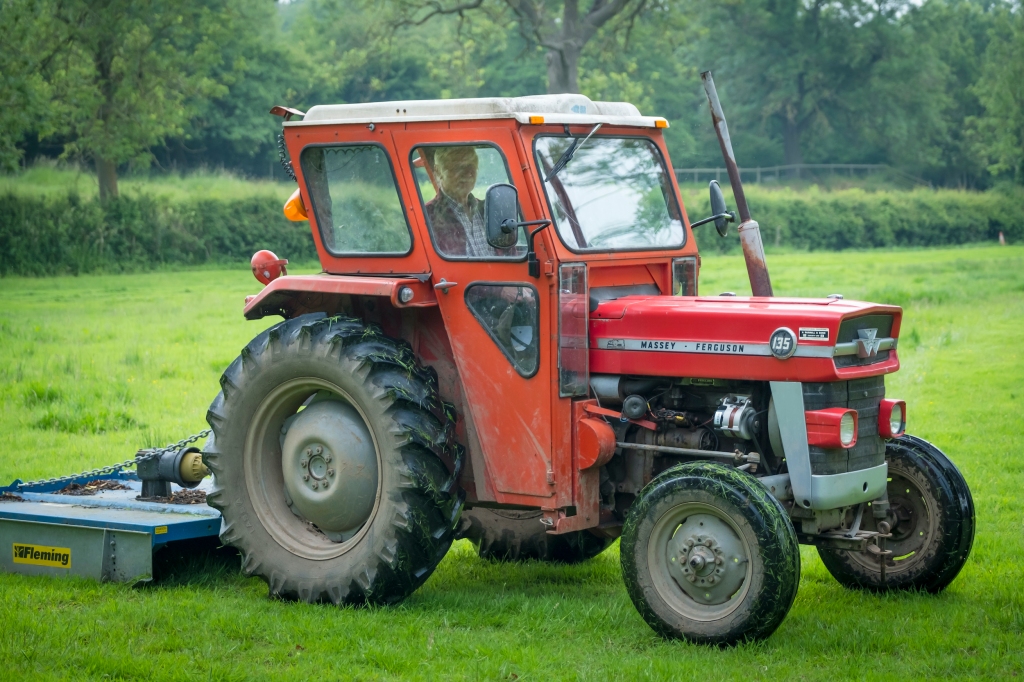 download Massey Ferguson tractor workshop manual