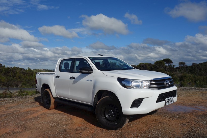 download Toyota Hilux 4WD 2WD workshop manual